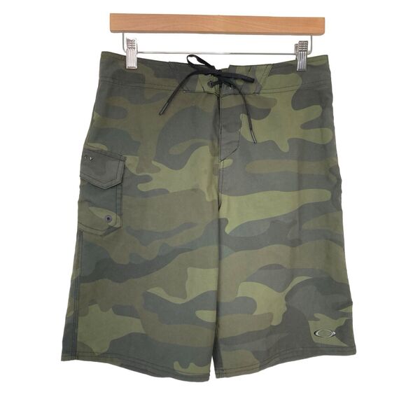 Oakley Mens Camo Board Shorts size 30 Green Poly Stretch Swim Beach Lace Up - Picture 1 of 11